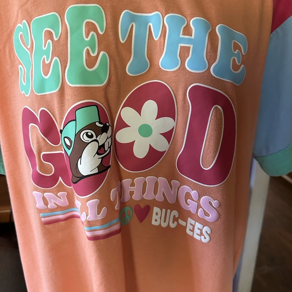 Buccees 3 shirt bundle - Picture 5 of 10